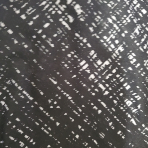 Kenneth Cole New York Blouse - Picture 3 of 4